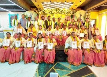 ಜಾನಪದ ಕಲೆ ಮತ್ತು ಸಾಹಿತ್ಯವನ್ನು ಮನೆಮನೆಗೂ ತಲುಪಿಸುವ ಹೊಣೆಗಾರಿಕೆಯನ್ನು ಮಹಿಳೆಯರು ಪರಿಣಾಮಕಾರಿಯಾಗಿ ನಿಭಾಯಿಸಬೇಕಿದೆ.