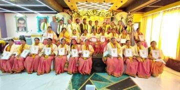 ಜಾನಪದ ಕಲೆ ಮತ್ತು ಸಾಹಿತ್ಯವನ್ನು ಮನೆಮನೆಗೂ ತಲುಪಿಸುವ ಹೊಣೆಗಾರಿಕೆಯನ್ನು ಮಹಿಳೆಯರು ಪರಿಣಾಮಕಾರಿಯಾಗಿ ನಿಭಾಯಿಸಬೇಕಿದೆ.