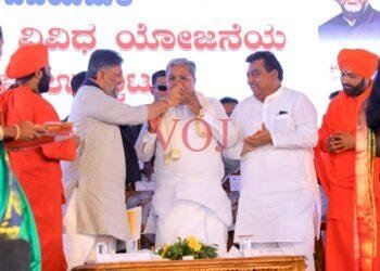 ದಿವಂಗತ ದೇವರಾಜ ಅರಸು ಅವರ ದಾಖಲೆ ಮುರಿದಿದ್ದೇನೆ : ವಿಜಯಪುರದಲ್ಲಿ ಸಿಎಂ ಸಿದ್ದರಾಮಯ್ಯ ಘೋಷಣೆ