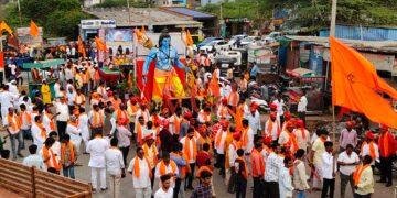 ಹಿಂದು ಸಮ್ಮೇಳನ ಬೃಹತ್ ಶೋಭಾಯಾತ್ರೆ ಅದ್ದೂರಿದಿಂದ ಕೂಡಿದ್ದು ಸಹಸ್ರಾರು ಜನರು ಪಾಲ್ಗೊಂಡು ಹಿಂದುತ್ವದ ಶಕ್ತಿ ಪ್ರದರ್ಶನ