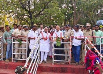 ಉತ್ತರ ಕರ್ನಾಟಕದ ಪ್ರಮುಖ ಪ್ರವಾಸಿ ತಾಣ ಆಲಮಟ್ಟಿಯಲ್ಲಿ ದೋಣಿ ವಿಹಾರಕ್ಕೆ ಸಚಿವ ಶಿವಾನಂದ ಪಾಟೀಲ ಅವರಿಂದ ಚಾಲನೆ