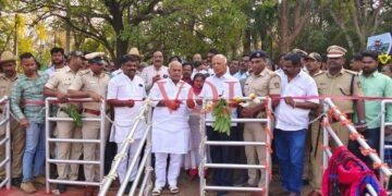 ಉತ್ತರ ಕರ್ನಾಟಕದ ಪ್ರಮುಖ ಪ್ರವಾಸಿ ತಾಣ ಆಲಮಟ್ಟಿಯಲ್ಲಿ ದೋಣಿ ವಿಹಾರಕ್ಕೆ ಸಚಿವ ಶಿವಾನಂದ ಪಾಟೀಲ ಅವರಿಂದ ಚಾಲನೆ