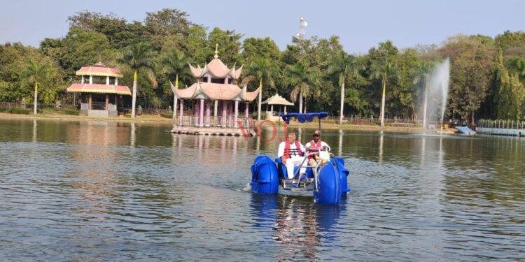 ಉತ್ತರ ಕರ್ನಾಟಕದ ಪ್ರಮುಖ ಪ್ರವಾಸಿ ತಾಣ ಆಲಮಟ್ಟಿಯಲ್ಲಿ ದೋಣಿ ವಿಹಾರಕ್ಕೆ ಸಚಿವ ಶಿವಾನಂದ ಪಾಟೀಲ ಅವರಿಂದ ಚಾಲನೆ