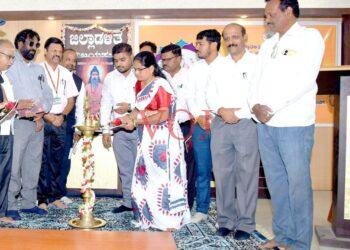 ಸವಿತಾ ಮಹರ್ಷಿ ಅವರ ತತ್ವಾದರ್ಶ ಹಾಗೂ ಮೌಲ್ಯ ಅಳವಡಿಸಿಕೊಳ್ಳಿ-ಗುರುನಾಥ್ ದಡ್ಡೆ ಕರೆ