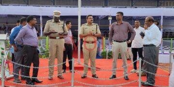 ಜಿಲ್ಲಾ ಕ್ರೀಡಾಂಗಣಕ್ಕೆ ಜಿಲ್ಲಾಧಿಕಾರಿಗಳ ಭೇಟಿ; ಗಣರಾಜ್ಯೋತ್ಸವ ಸಿದ್ಧತೆ ಪರಿಶೀಲನೆ