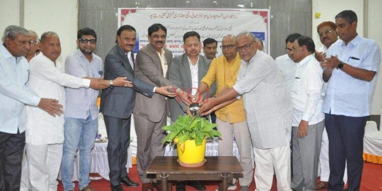 ಸಮಾಜದ ಸುವ್ಯವಸ್ಥೆಗಾಗಿ ತಮ್ಮ ಜೀವನವನ್ನೇ ಮುಡಿಪಾಗಿಟ್ಟಿರುವ ವ್ಯಕ್ತಿಗಳಲ್ಲಿ ರಫೀ ಭಂಡಾರಿ