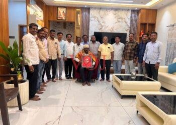 ಕರ್ನಾಟಕ ರಾಜ್ಯ ಸಹಕಾರ ಪಟ್ಟಣ ಬ್ಯಾಂಕುಗಳ ಮಹಾಮಂಡಳಿ ನಿಯಮಿತ,ಬೆಂಗಳೂರು ಚುನಾವಣೆಯಲ್ಲಿ ನಿರ್ದೇಶಕ ಆನಂದಗೌಡ ಎನ್ ಬಿರಾದಾರಗೆ  ಗೌರವ ಸನ್ಮಾನ