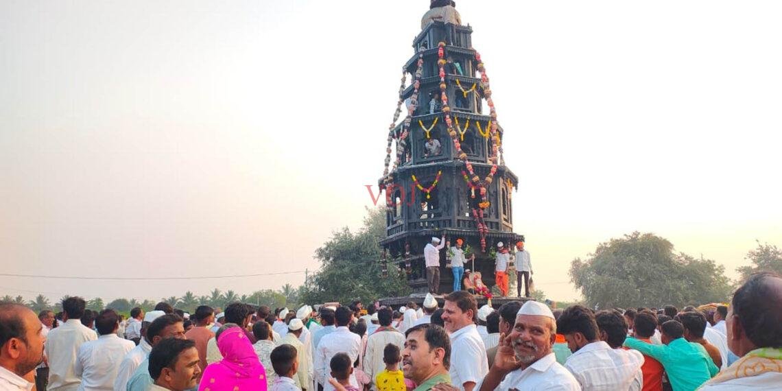 ವೃಷಭಲಿಂಗೇಶ್ವರ ಶಿವಯೋಗಿಗಳ ಜಾತ್ರೋತ್ಸವ, ಸಾವಿರಾರು ಭಕ್ತರವೃಂದದ ಮಧ್ಯ ರಥೋತ್ಸವ