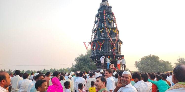 ವೃಷಭಲಿಂಗೇಶ್ವರ ಶಿವಯೋಗಿಗಳ ಜಾತ್ರೋತ್ಸವ, ಸಾವಿರಾರು ಭಕ್ತರವೃಂದದ ಮಧ್ಯ ರಥೋತ್ಸವ