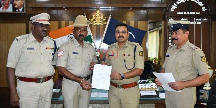 ಭೂ ಕಬಳಿಕೆ (Land Grabbing) 27 ಪ್ರಕರಣಗಳಲ್ಲಿ ತನಿಖೆ ಕೈಕೊಂಡು ಒಟ್ಟು 200 ಜನ ಆರೋಪಿತರ ಮೇಲೆ ದೋಷಾರೋಪನ ಪಟ್ಟಿ ಸಲ್ಲಿಕೆ ಕಾರ್ಯಕ್ಕೆ ಪ್ರಂಶಸನಾ ಪತ್ರ