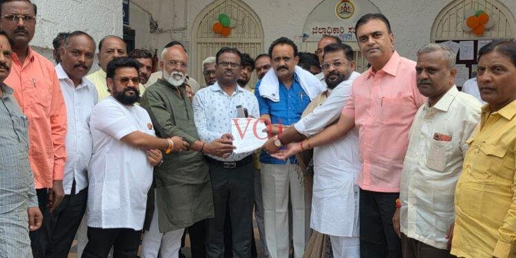 ಮತದಾರರ ಪರಿಷ್ಕರಣೆ ಕಾರ್ಯ ಸಮರ್ಪಕವಾಗಿ ನಡೆಯುತ್ತಿಲ್ಲ:ಬಿಜೆಪಿ ಕಾರ್ಯಕರಿಂದ ಮನವಿ
