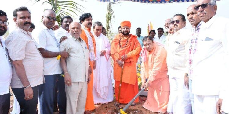 ದೇವಸ್ಥಾನಕ್ಕೆ ಜಾತ್ಯಾತೀತವಾಗಿ ಪಕ್ಷಾತೀತವಾಗಿ ಪ್ರತಿಯೋಬ್ಬರು ಕೈಜೋಡಿಸುವ ಅವಶ್ಯಕತೆ ಇದೆ..!