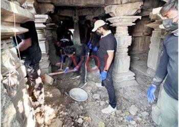 ಚಾಲುಕ್ಯರ ಕಾಲದ ಶ್ರೀ ಸಂಗಮೇಶ್ವರ ದೇಗುಲದಲ್ಲಿ ಗಾನಯೋಗಿ ಸಂಘದ ಸ್ವಚ್ಛತಾ ಸೇವೆ