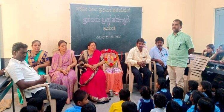 ಸರ್ವಜ್ಞರ ವಚನಗಳು ಸಮಾಜದ ಅಂಕುಡೊಂಕುಗಳನ್ನು ತಿದ್ದುವಲ್ಲಿ ಇಂದಿಗೂ ದಾರಿದೀಪವಾಗಿವೆ: ಸಿದ್ದನಗೌಡ ಬಿಜ್ಜೂರ