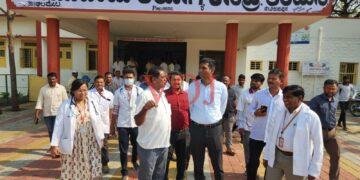 ಆಲಮೇಲದಲ್ಲಿ ಕಂದಾಯ ಇಲಾಖೆ ಪ್ರಗತಿ ಪರಿಶೀಲಿಸಿದ ಜಿಲ್ಲಾಧಿಕಾರಿ