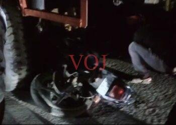 ಕೂದಳೆಯ ಅಂತರದಲ್ಲಿ ಮೂವರು ಪಾರು: ಕಬ್ಬು ತುಂಬಿದ ಟ್ರಾಕ್ಟರ್ಗೆ ಬೈಕ್ ಡಿಕ್ಕಿ