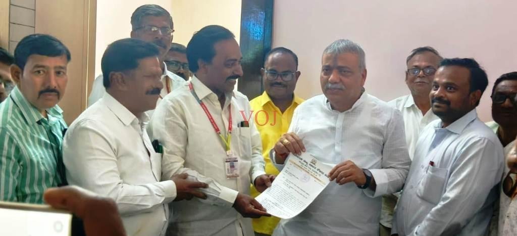 ಮಾ.11 ರಿಂದ ಕಪ್ಪು ಬಟ್ಟೆ ಧರಿಸಿ ವೈಧ್ಯರ ಮುಷ್ಕರ : ಶಾಸಕರಿಗೆ ಮನವಿ ಪತ್ರ