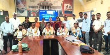 ದೇವಸ್ಥಾನದ ಮುಂದೆ ಭಕ್ತರು ಸಾಲಾಗಿ ನಿಲ್ಲುವಂತೆ, ಗ್ರಂಥಾಲಯಗಳ ಮುಂದೆ ಓದುಗರು ಸಾಲಾಗಿ ನಿಲ್ಲುವಂತಾಗಬೇಕು:ತಾಪಂ ಇಒ ವೆಂಕಟೇಶ್ ವಂದಾಲ