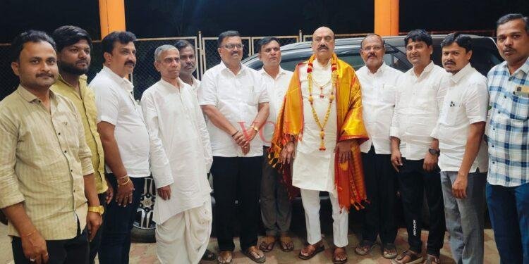 ಮುದ್ದೇಬಿಹಾಳ: ಶಾಸಕ ಅಶೋಕ್ ಪಟ್ಟಣ ಅವರಿಗೆ ಕಾಂಗ್ರೆಸ್ ಮುಖಂಡರಿಂದ ಗೌರವ ಸನ್ಮಾನ