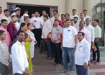 ಪಿ ಯು ಸಿ ಶಿಕ್ಷಣಕ್ಕೆ, ಹೈಸ್ಕೂಲ್ ಸೇರ್ಪಡೆ ಬೇಡ ಆಗ್ರಹಿಸಿ ಪ್ರತಿಭಟನೆ