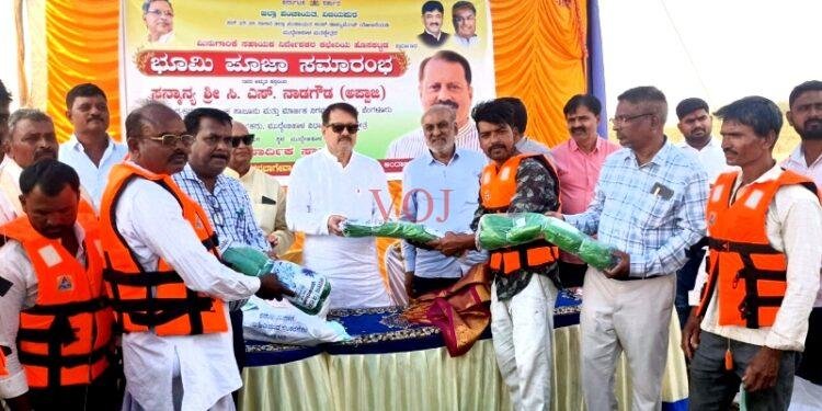 ಮೀನುಗಾರಿಕೆ ಉದ್ಯಮದಿಂದ ನಿರುದ್ಯೋಗ, ಬಡತನ ನಿರ್ಮೂಲನೆ ಸಾಧ್ಯ: ಶಾಸಕ ಸಿ.ಎಸ್. ನಾಡಗೌಡ