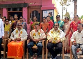 ಮುದ್ದೇಬಿಹಾಳ: ಶ್ರೀಶೈಲ ಪಾದಯಾತ್ರಿಗಳಿಗೆ ಸಮಾಜ ಸೇವಕ ಇಬ್ರಾಹಿಂ ಮುಲ್ಲಾ ಅವರಿಂದ ಸನ್ಮಾನ