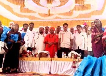 ಬಡವರ ಕಣ್ಣೀರು ಒರೆಸುವ ಕೈಗಳೇ ದೇವರಿಗರ್ಪಿಸುವ ನಿಜವಾದ ಪೂಜೆ: ಶ್ರೀ ಜಗದೇವ ಮಲ್ಲಿಬೊಮ್ಮ ಮಹಾಸ್ವಾಮಿಗಳು