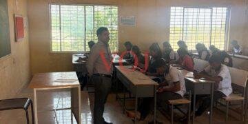 ಎಸ್ಸೆಸ್ಸೆಲ್ಸಿ ಪರೀಕ್ಷೆ ನಗರದ ಆದರ್ಶ ವಿದ್ಯಾಲಯ ಕೇಂದ್ರಕ್ಕೆ ಕಂದಾಯ ಉಪವಿಬಾಗಾಧಿಕಾರಿ ಚಿದಾನಂದ ಗುರುಸ್ವಾಮಿ ಭೇಟಿ