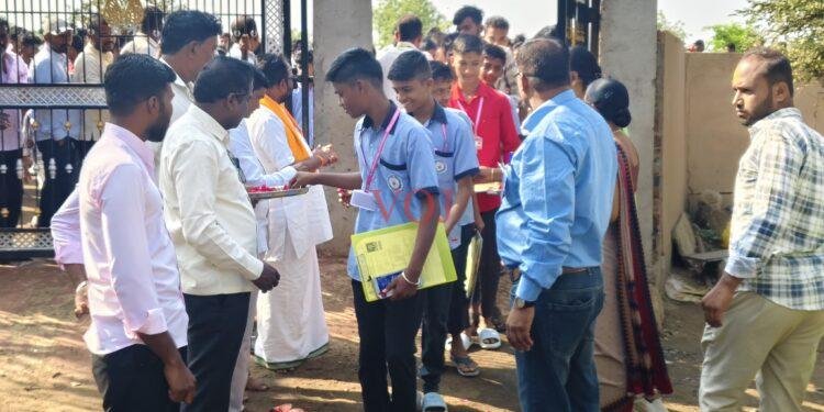 ಪರೀಕ್ಷೆಯನ್ನು ಧೈರ್ಯದಿಂದ ಎದುರಿಸಿ ಉತ್ತಮ ಅಂಕಗಳಿಸಿರಿ..