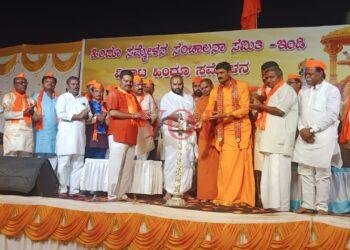 ಜಿಹಾದಿಗಳನ್ನು ದೇಶ ಬಿಟ್ಟು ಹೊರಹಾಕಬೇಕು : ಮೈಗೂರದ ಗುರುಪ್ರಸಾದ ಸ್ವಾಮೀಜಿ