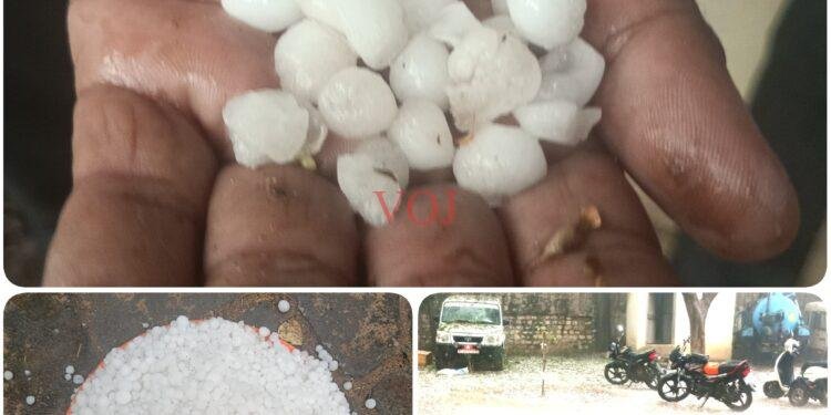 ಮುದ್ದೇಬಿಹಾಳದಲ್ಲಿ ಆಲಿಕಲ್ಲು ಮಳೆಯ ಅಬ್ಬರ: ಬಿರುಬಿಸಿಲ ಧಗೆಗೆ ವರುಣನ ತಂಪು ಸ್ಪರ್ಶ!