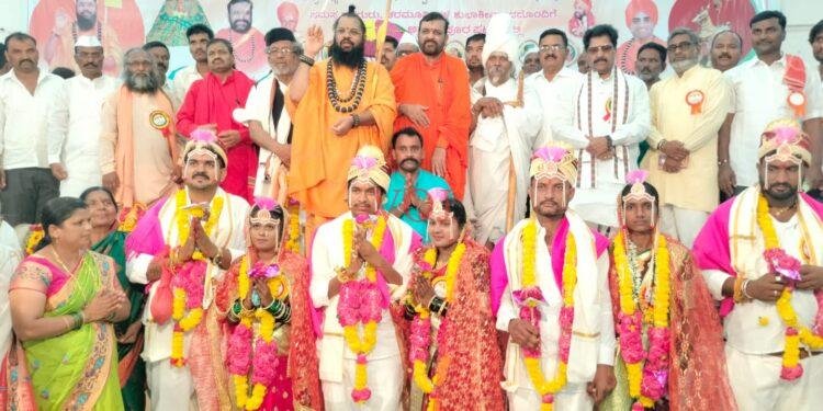 ಧಾರ್ಮಿಕ ಸೌಹಾರ್ದತೆಗೆ ಸಾಕ್ಷಿಯಾದ ಉಚಿತ ಸಾಮೂಹಿಕ ವಿವಾಹ
