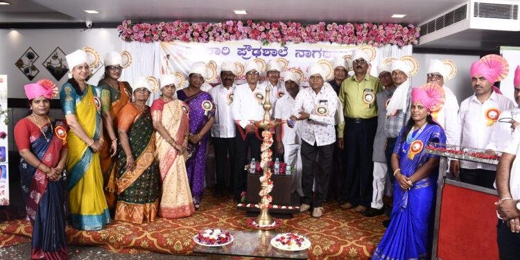 ” ನಾಗಠಾಣ ಶಾಲೆಯ ಹಳೆಯ ವಿದ್ಯಾರ್ಥಿಗಳಿಂದ ಗುರುವಂದನಾ ಕಾರ್ಯಕ್ರಮ “