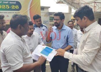 ಜಿಲ್ಲಾ ಕ್ರೀಡಾಂಗಣಕ್ಕೆ ಜಿಲ್ಲಾಧಿಕಾರಿ ಇಕ್ರಮ್ ಶರೀಫ್ ಭೇಟಿ