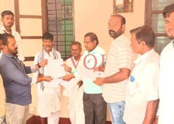 20 ವರ್ಷ ಕಳೆದರೂ ಸಿಗದ ಕಾಲುವೆ ಪರಿಹಾರ:ಮದರಿ-ಗರಸಂಗಿ ರೈತರಿಂದ ಆಕ್ರೋಶ, ಅಧಿಕಾರಿಗಳಿಗೆ ಅಂತಿಮ ಎಚ್ಚರಿಕೆ.