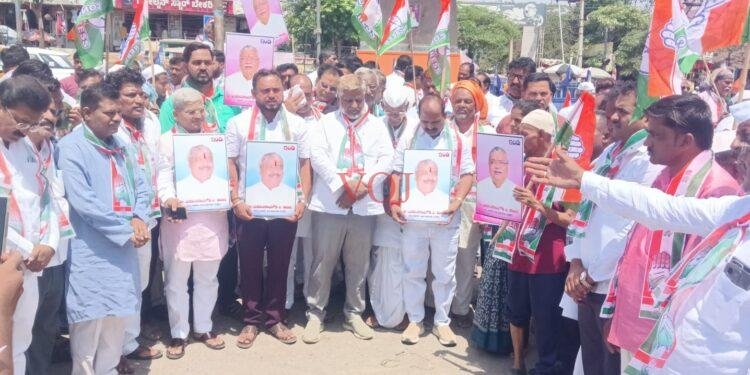 ಯಶವಂತರಾಯಗೌಡರಿಗೆ ಮಂತ್ರಿ ಸ್ಥಾನ ನೀಡಲು ಆಗ್ರಹಿಸಿ ಪ್ರತಿಭಟನೆ