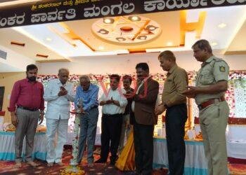 ವೈದ್ಯರ ಸೇವೆ ದೇವರ ಸಮಾನ – ಮಾಜಿ ಶಾಸಕ ಡಾ|| ಬಗಲಿ