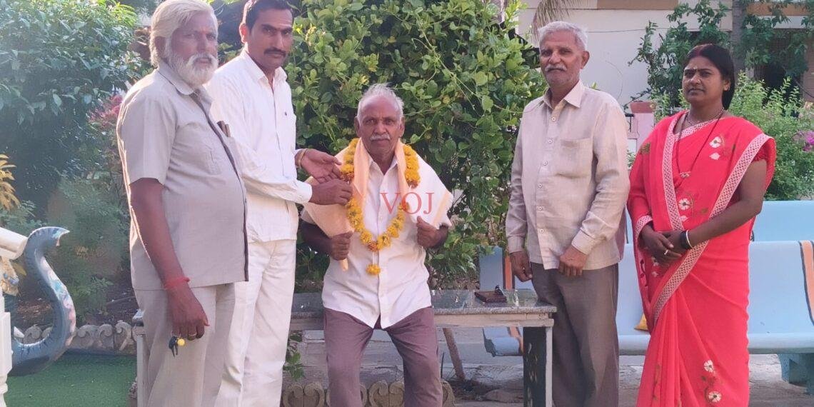 ಇಂದಿರಾಗಾಂಧಿ ಮೂರ್ತಿ ಸ್ಥಾಪಕ ಅಶೋಕ್ ತಳವಾರ ಸನ್ಮಾನ್..