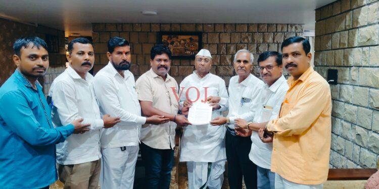 ಹಳೆಯ ಎಸ್ಸಿ ರೋಸ್ಟರ್ ಜಾರಿಗೆ ಆಗ್ರಹಿಸಿ ಶಾಸಕರಿಗೆ ಬಂಜಾರಾ ಸಮಾಜದ ಮನವಿ