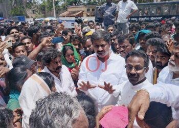 ಪ್ರತಿಭಟನಾಕಾರರ ಮನವೊಲಿಸುವಲ್ಲಿ ಯಶಸ್ವಿಯಾದ ಶಾಸಕ ಎಂಆರ್ ಮಂಜುನಾಥ್: ತಲಾ ₹15ಲಕ್ಷ ಪರಿಹಾರ