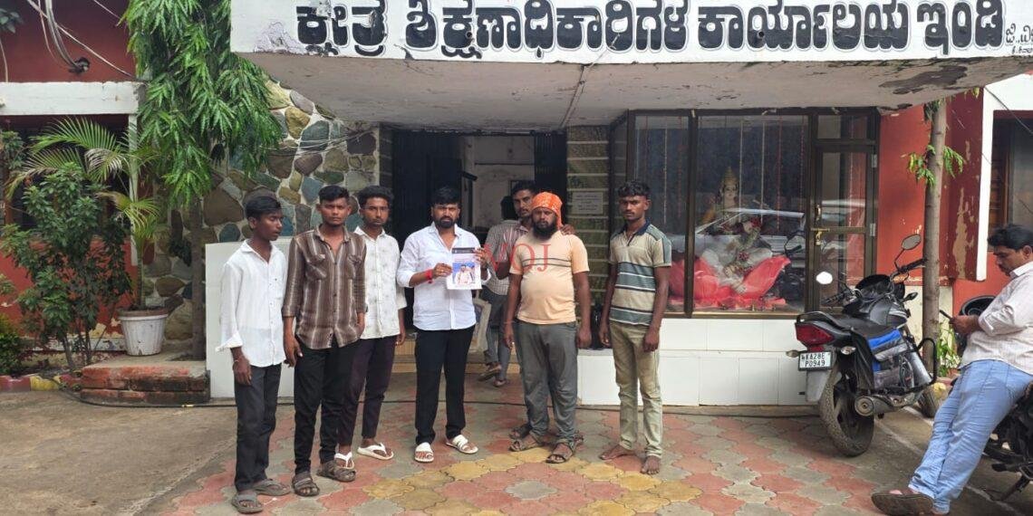 ಇಂಡಿಯಲ್ಲಿ ಹೊಸ ವಿವಾದ: ಸಚಿವರ ವಿರುದ್ಧ ಪೋಸ್ಟ್ ಮಾಡಿದ ಶಿಕ್ಷಕನ ವಿರುದ್ಧ ಕ್ರಮಕ್ಕೆ ಒತ್ತಾಯ